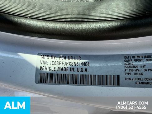 Used 2025 RAM 1500 Laramie AWD/4WD image 24