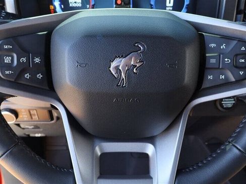 Used 2025 Ford Bronco Big Bend AWD/4WD image 17