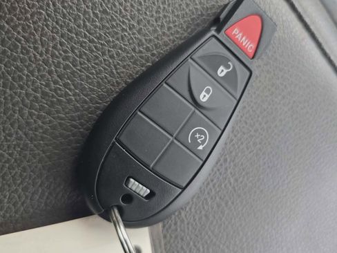 Used 2019 RAM 1500 Classic SLT image 22