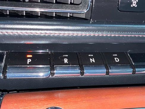 Used 2021 Lincoln Aviator Reserve w/ Equipment Group 201A image 31