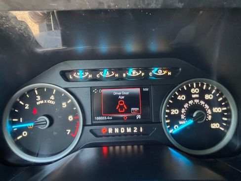 Used 2015 Ford F150 XLT w/ Equipment Group 301A Mid image 17