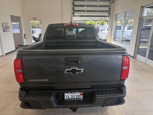Used 2016 Chevrolet Colorado Z71 AWD/4WD image 6