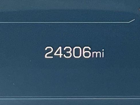 Used 2025 GMC Yukon XL Denali image 28