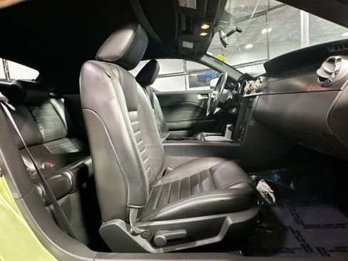 Used 2006 Ford Mustang GT image 35