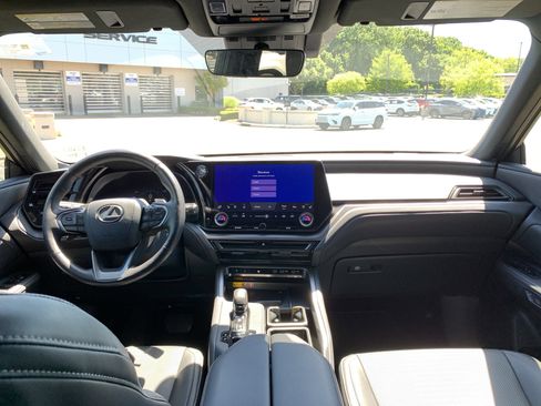 Used 2025 Lexus TX 350 AWD w/ Technology Package image 30