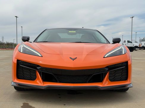 Used 2023 Chevrolet Corvette Z06 w/ Battery Protection Package image 2