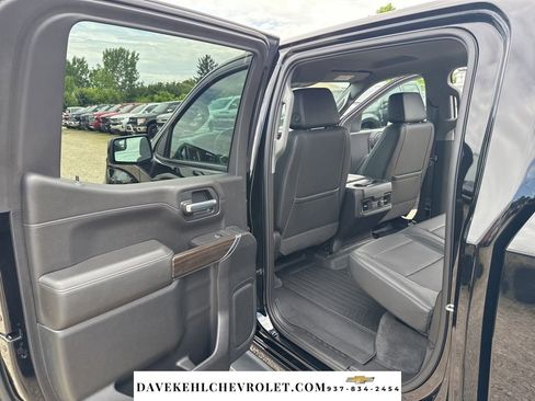 Used 2021 Chevrolet Silverado 1500 RST w/ Convenience Package II AWD/4WD image 17