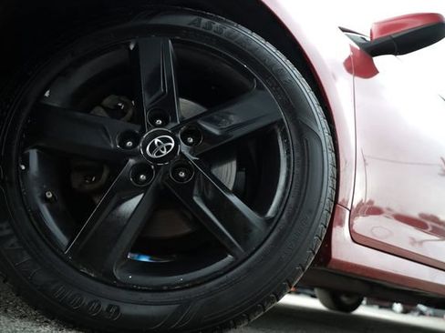 Used 2014 Toyota Camry SE FWD image 31
