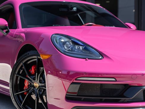 Certified 2024 Porsche 718 Cayman S RWD image 21