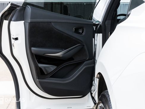 Used 2025 Aston Martin DBX 707 image 28