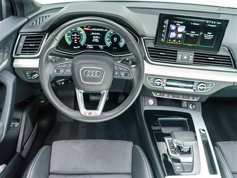 Used 2024 Audi Q5 e Premium Plus w/ Premium Plus Package AWD/4WD image 20