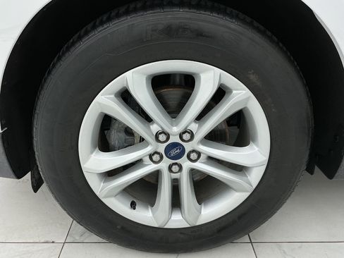 Used 2019 Ford Edge SEL FWD image 47