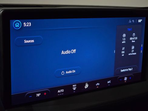 New 2025 Ford Maverick XL image 21