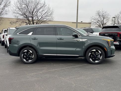 New 2026 Kia Sorento EX image 2