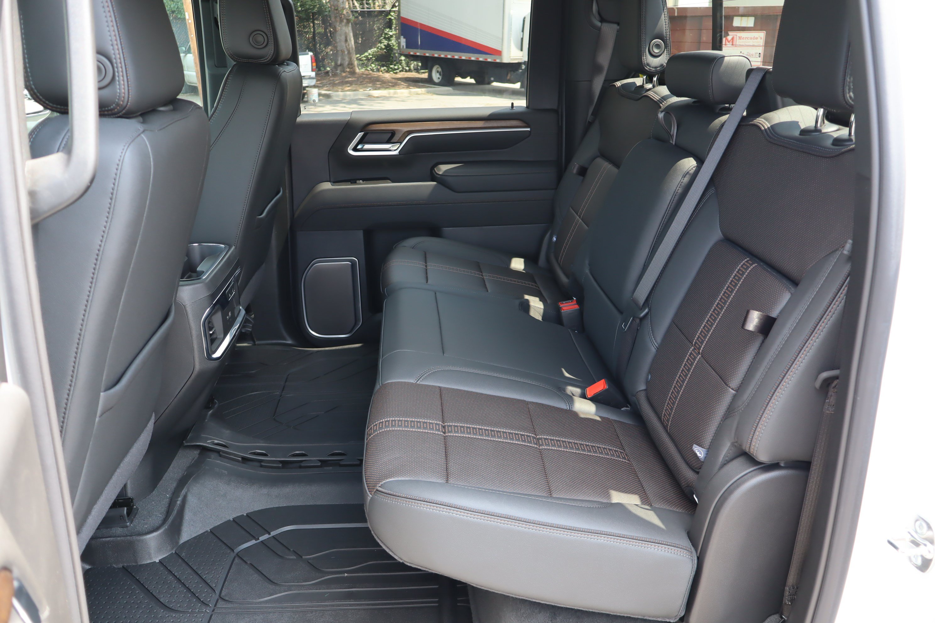 New 2026 Chevrolet Silverado 2500 High Country w/ Technology Package AWD/4WD image 25