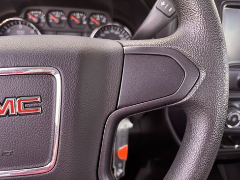 Used 2017 GMC Sierra 1500 2WD Regular Cab image 6