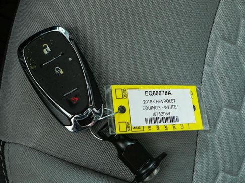 Used 2018 Chevrolet Equinox LS FWD image 35