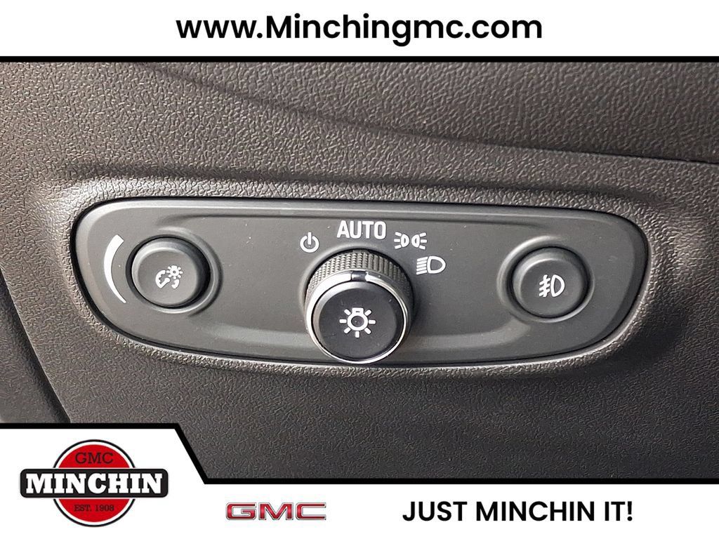 Certified 2023 Chevrolet Equinox Premier AWD/4WD image 24