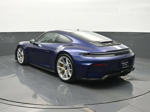 Used 2026 Porsche 911 GT3 RWD image 3