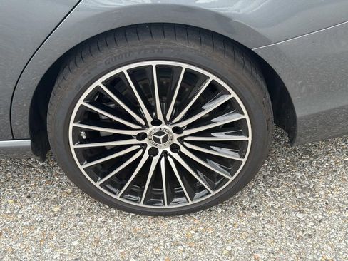 Used 2026 Mercedes-Benz C 300 Sedan image 4