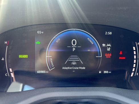 Used 2025 Toyota Camry LE FWD image 19