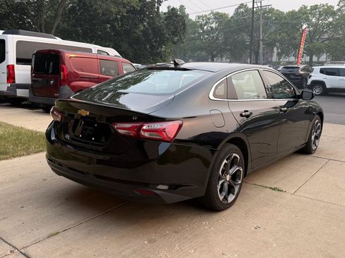 Used 2022 Chevrolet Malibu LT FWD image 7