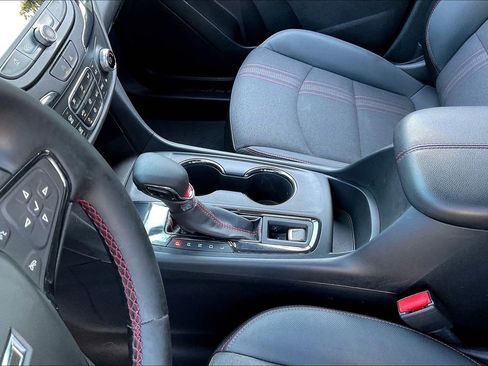 Used 2023 Chevrolet Equinox RS image 13