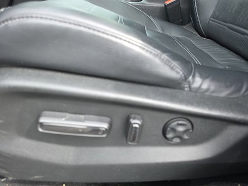 Used 2020 Honda CR-V EX-L image 11
