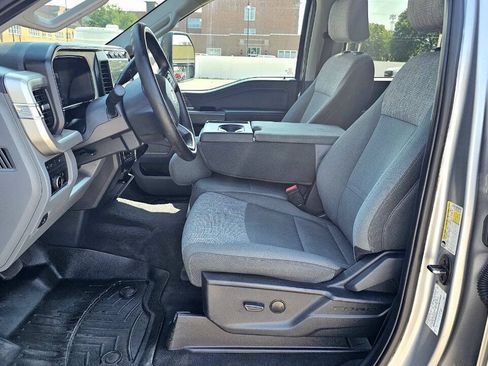 Used 2023 Ford F350 XLT w/ XLT Premium Package AWD/4WD image 11