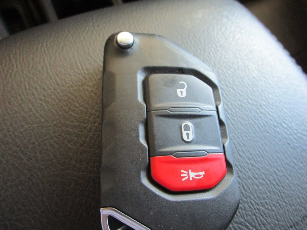 Used 2022 Jeep Wrangler Unlimited Sahara AWD/4WD image 46