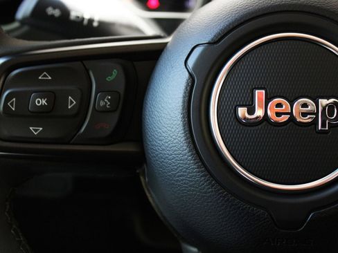 Used 2026 Jeep Gladiator Rubicon AWD/4WD image 34