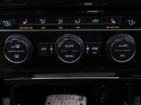 Used 2017 Volkswagen GTI Autobahn image 23