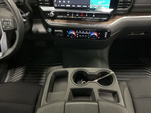 Used 2023 GMC Sierra 1500 Elevation AWD/4WD image 18
