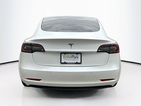 Used 2020 Tesla Model 3 Standard Range Plus image 7