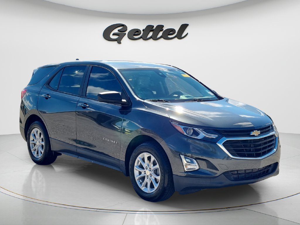 Used 2020 Chevrolet Equinox LS w/ LS Convenience Package FWD image 3