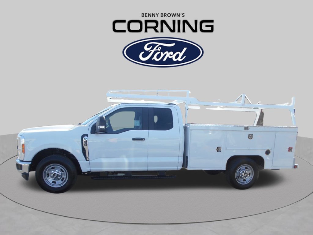 New 2025 Ford F350 XL w/ XL Chrome Package RWD image 2