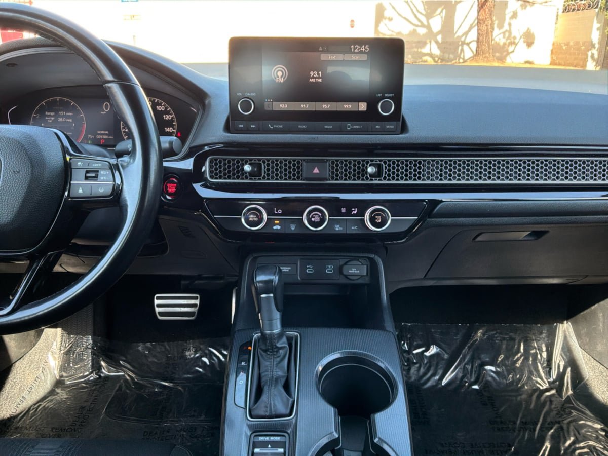Used 2025 Honda Civic Sport image 15