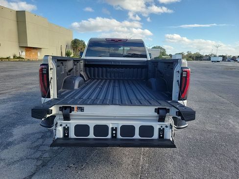 New 2026 GMC Sierra 3500 AT4 w/ AT4 Premium Plus Package image 7