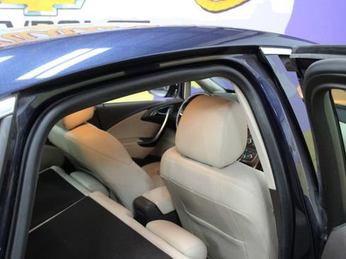 Used 2015 Buick Verano Convenience FWD image 10