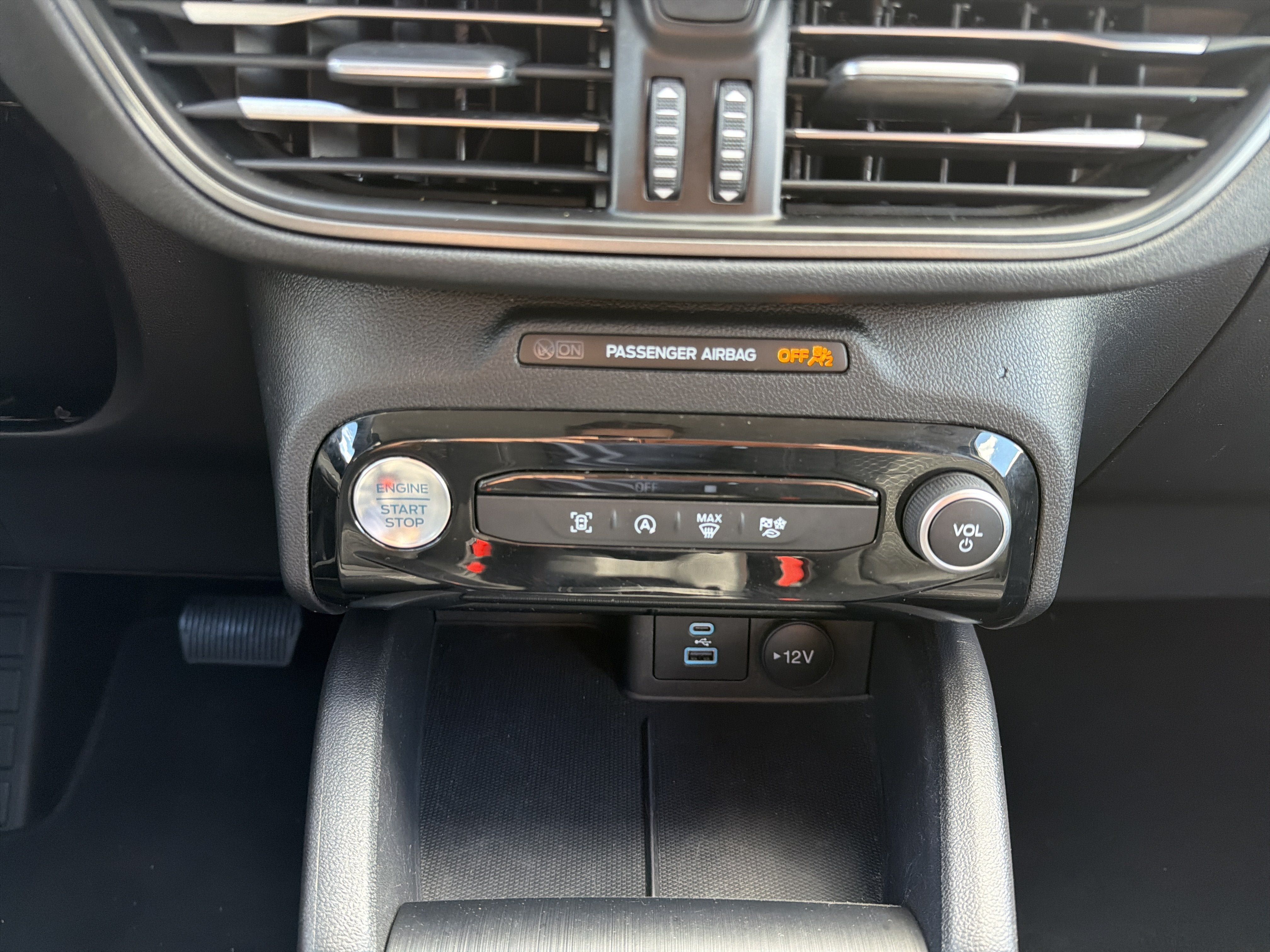 Used 2023 Ford Escape Active w/ Tech Pack #1 AWD/4WD image 20
