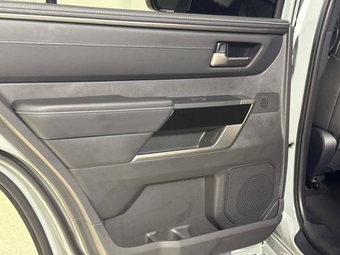 Used 2026 Toyota Sequoia Limited AWD/4WD image 12