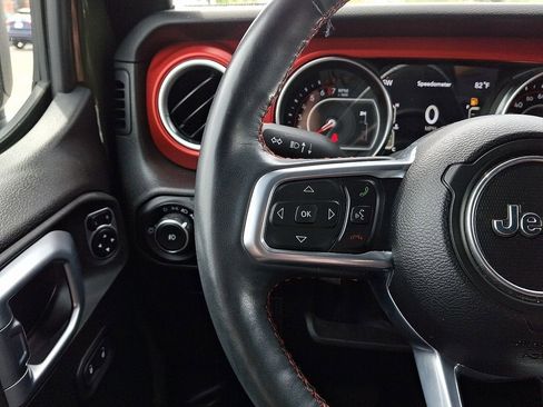 Used 2022 Jeep Wrangler Unlimited Rubicon w/ Steel Bumper Group image 22