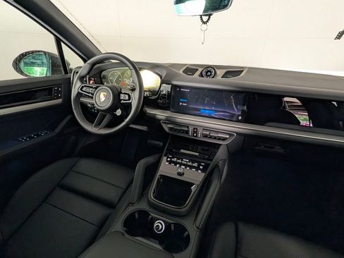 New 2026 Porsche Cayenne AWD/4WD image 22