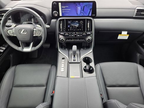 New 2026 Lexus LX 700h Luxury AWD/4WD image 17