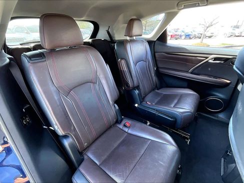 Used 2019 Lexus RX 350L w/ Premium Package image 16
