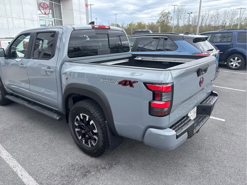 Used 2023 Nissan Frontier PRO-4X AWD/4WD image 3
