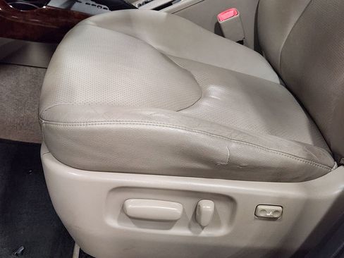 Used 2007 Toyota RAV4 Limited image 45