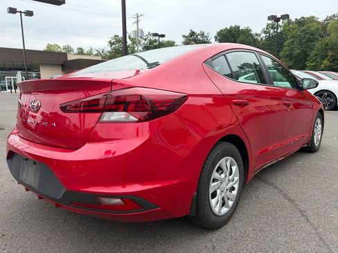 Used 2020 Hyundai Elantra SE FWD image 4