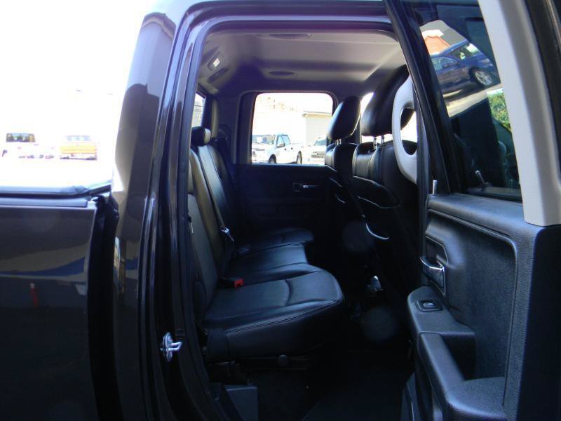Used 2017 RAM 1500 Laramie AWD/4WD image 13