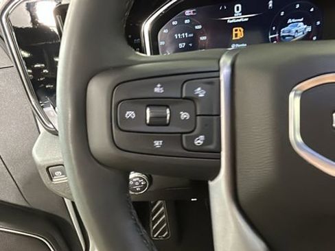 Used 2025 GMC Sierra 1500 Elevation AWD/4WD image 16